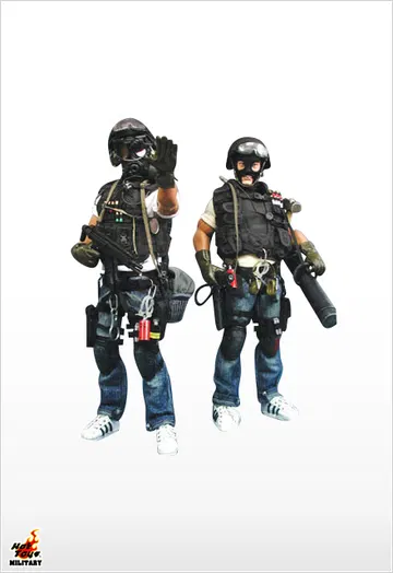 SDU Assaulter with Tactical Suit