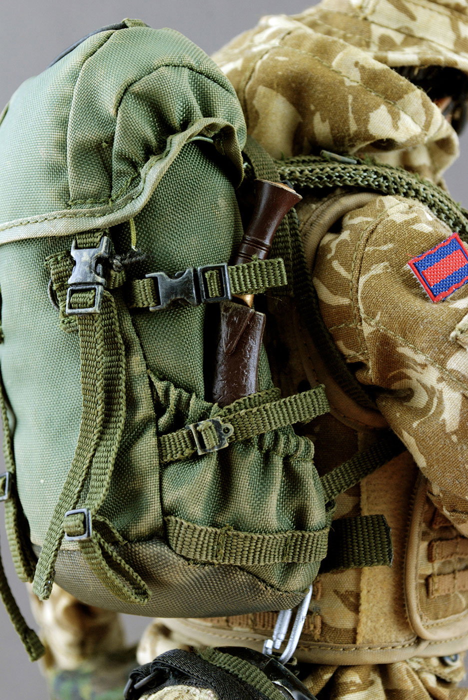 British Army Blues And Royals Regiment In Afghanistan Lieutenant image 7
