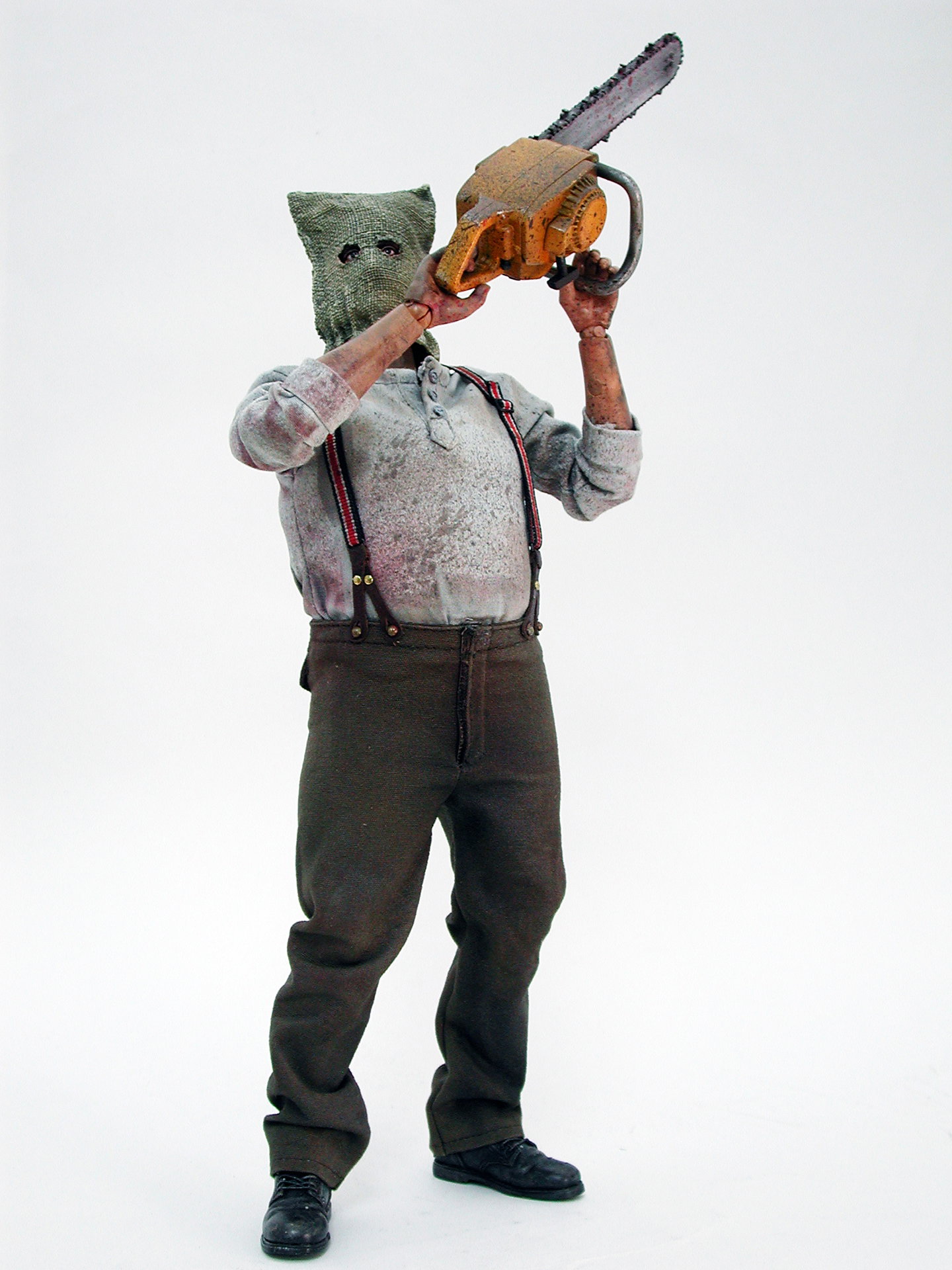 biohazard4 - Ganado Chainsaw image 3