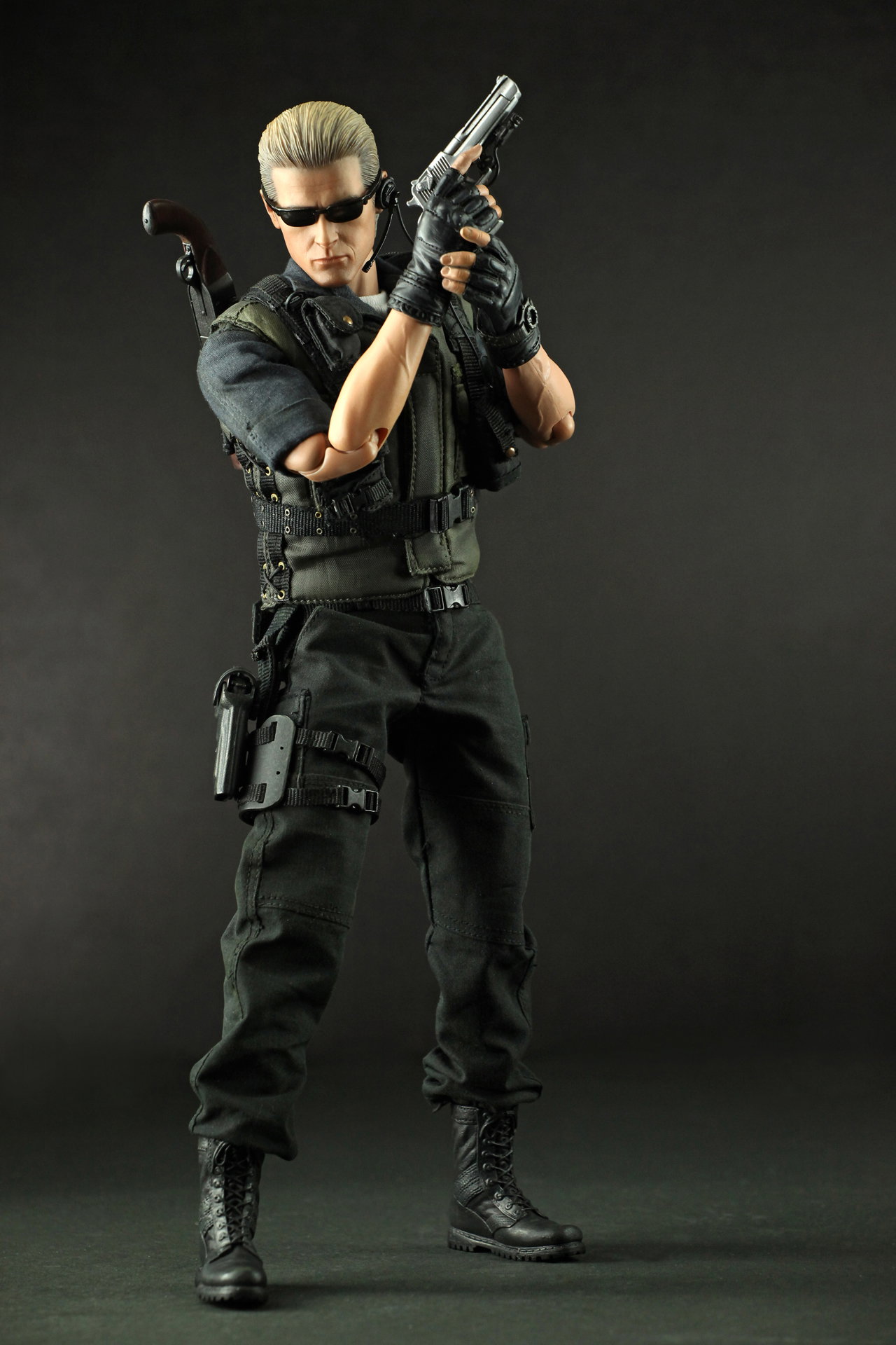 BIOHAZARD 5 - Albert Wesker (S.T.A.R.S. Version) image 7