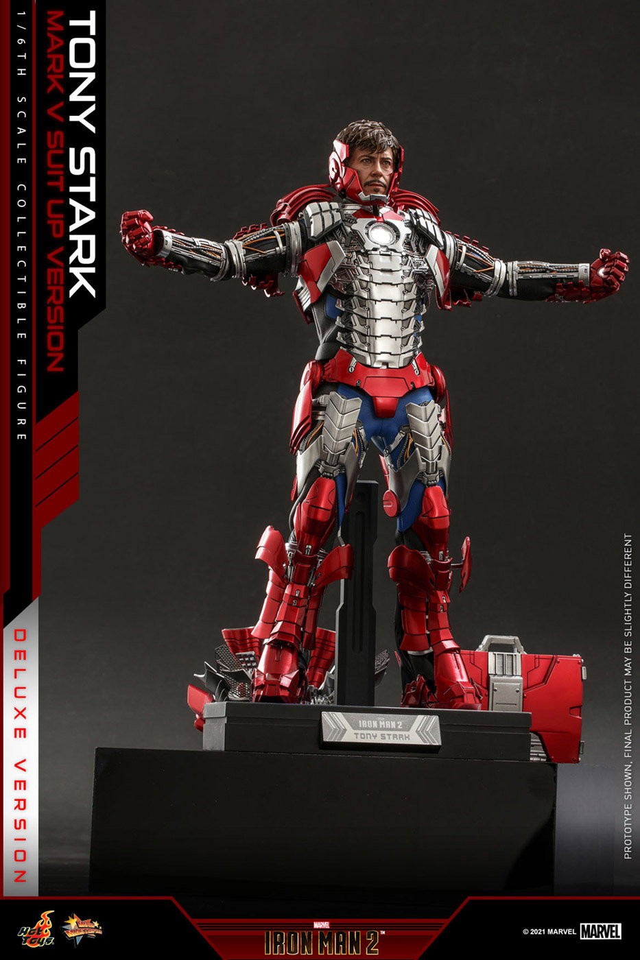 Iron Man 2 - Tony Stark (Mark V Suit Up Version) [With Bonus Accessories] image 3