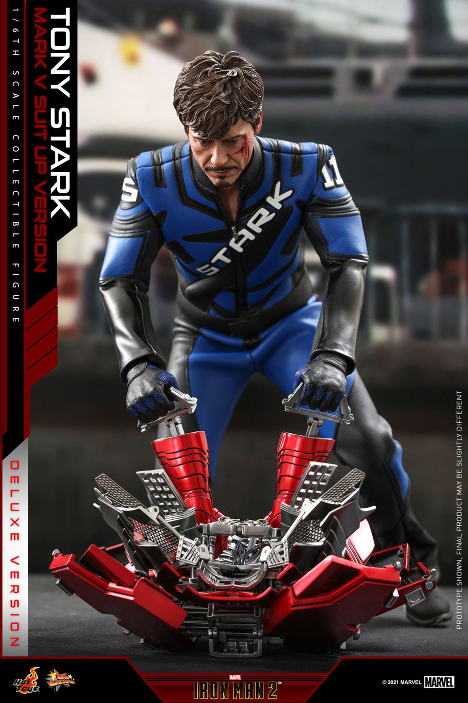 Iron Man 2 - Tony Stark (Mark V Suit Up Version) [With Bonus Accessories] image 8