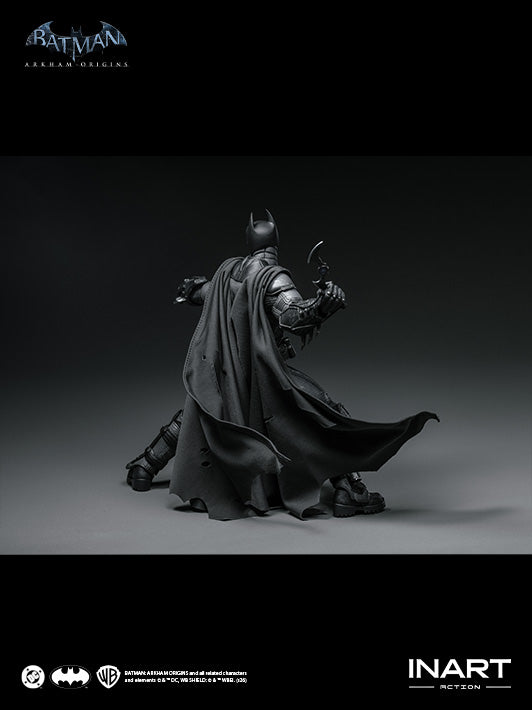 Batman: Arkham Origins - Batman (Battle Damaged Version) image 10