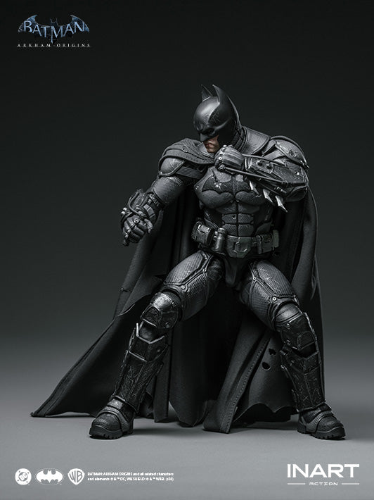 Batman: Arkham Origins - Batman (Battle Damaged Version) image 6