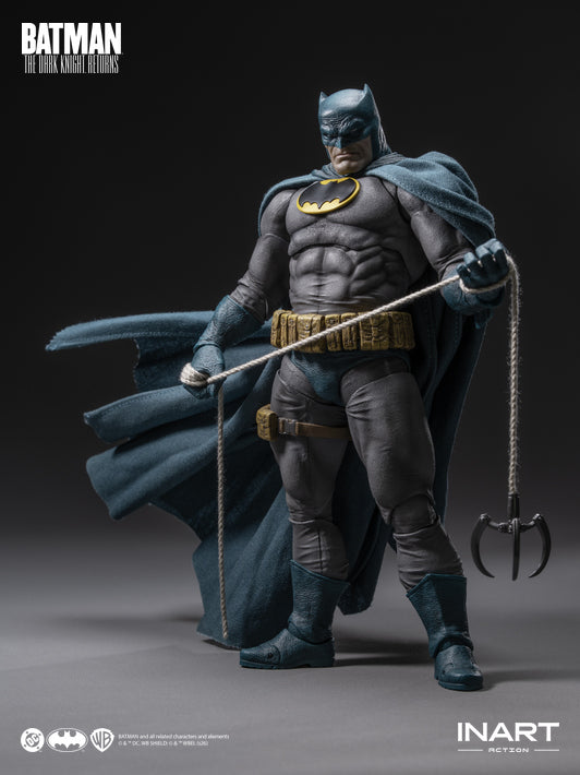 Batman: The Dark Knight Returns - Batman (Blue Suit) image 3
