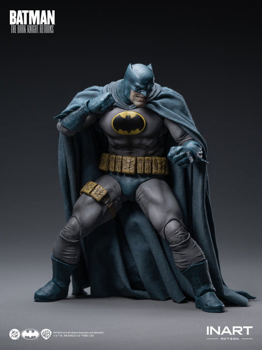 Batman: The Dark Knight Returns - Batman (Blue Suit) image 4