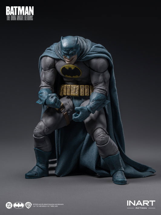 Batman: The Dark Knight Returns - Batman (Blue Suit) image 5