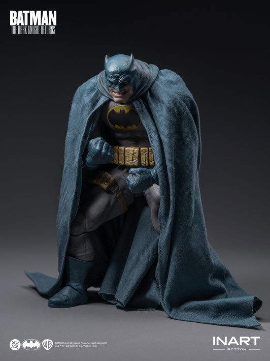 Batman: The Dark Knight Returns - Batman (Blue Suit) image 6