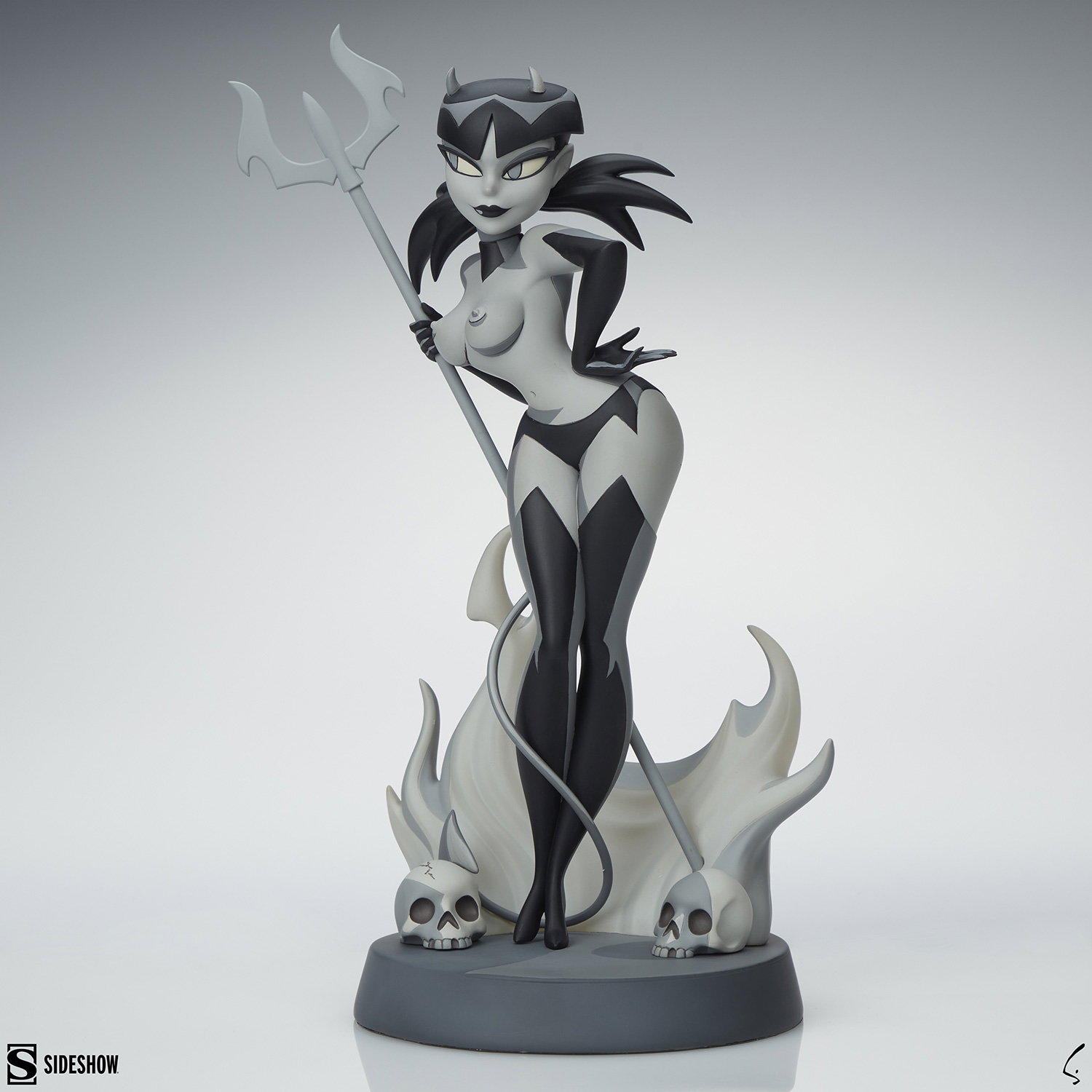 Devil Girl (Black and White Variant) image 10