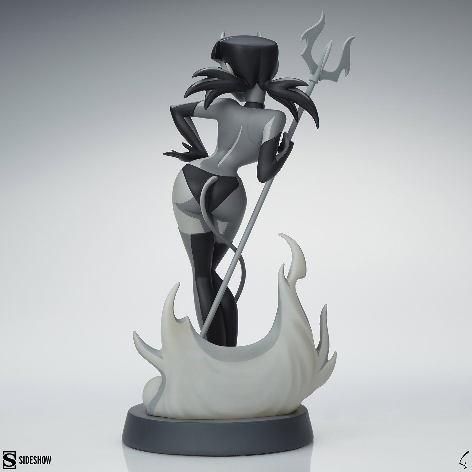 Devil Girl (Black and White Variant) image 8