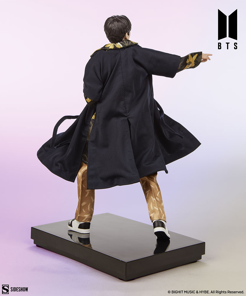 SUGA BTS Idol Collection Deluxe image 6