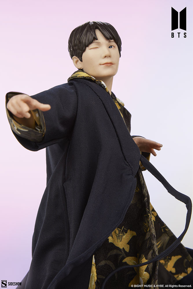 SUGA BTS Idol Collection Deluxe image 9