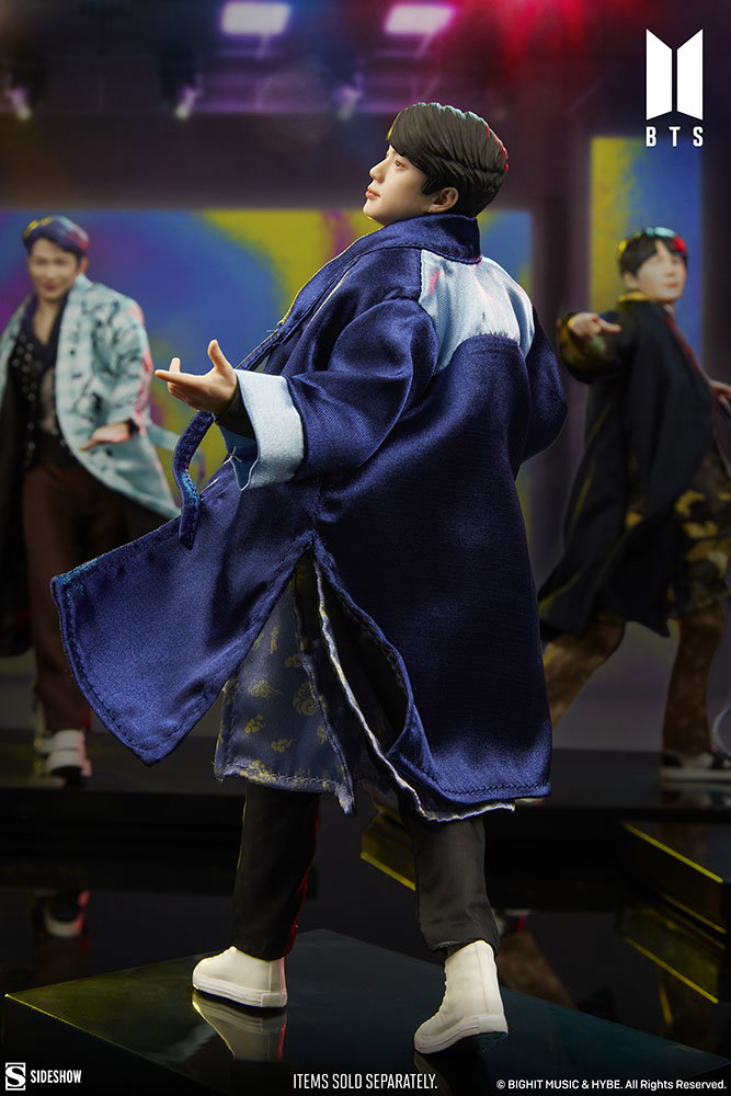 Jin BTS Idol Collection Deluxe image 2