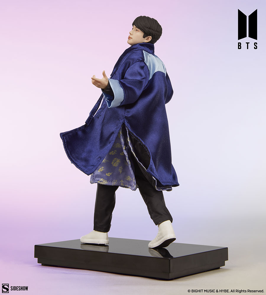 Jin BTS Idol Collection Deluxe image 7