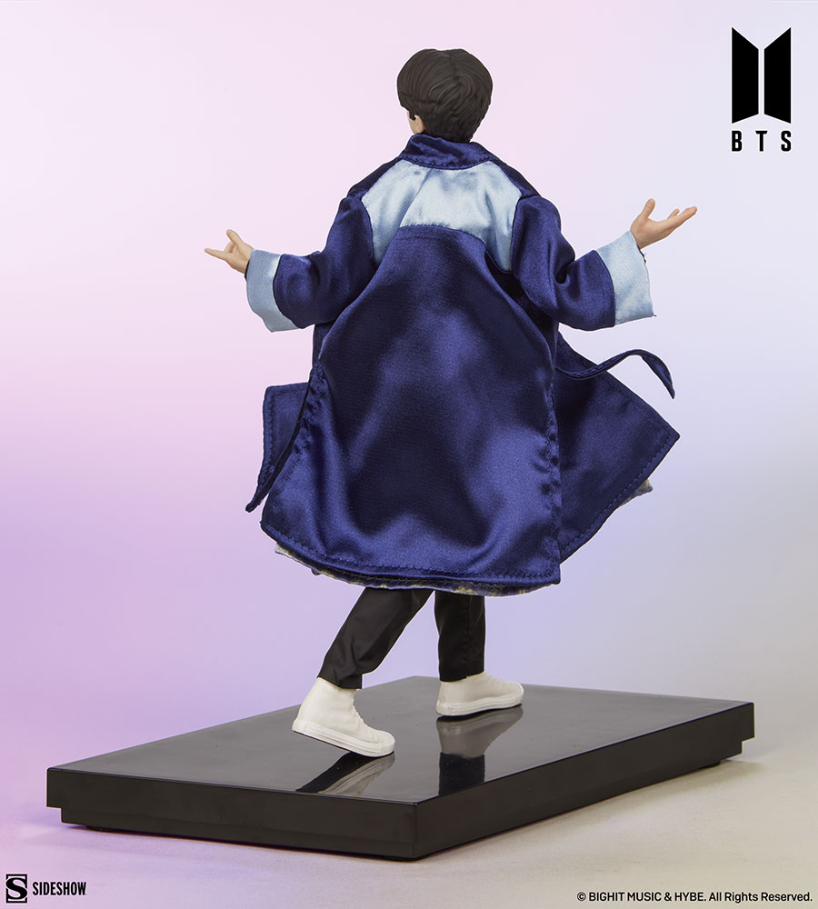 Jin BTS Idol Collection Deluxe image 8