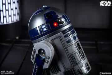R2-D2 Deluxe Collec