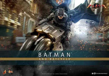 The Flash - Batman & Batcycle