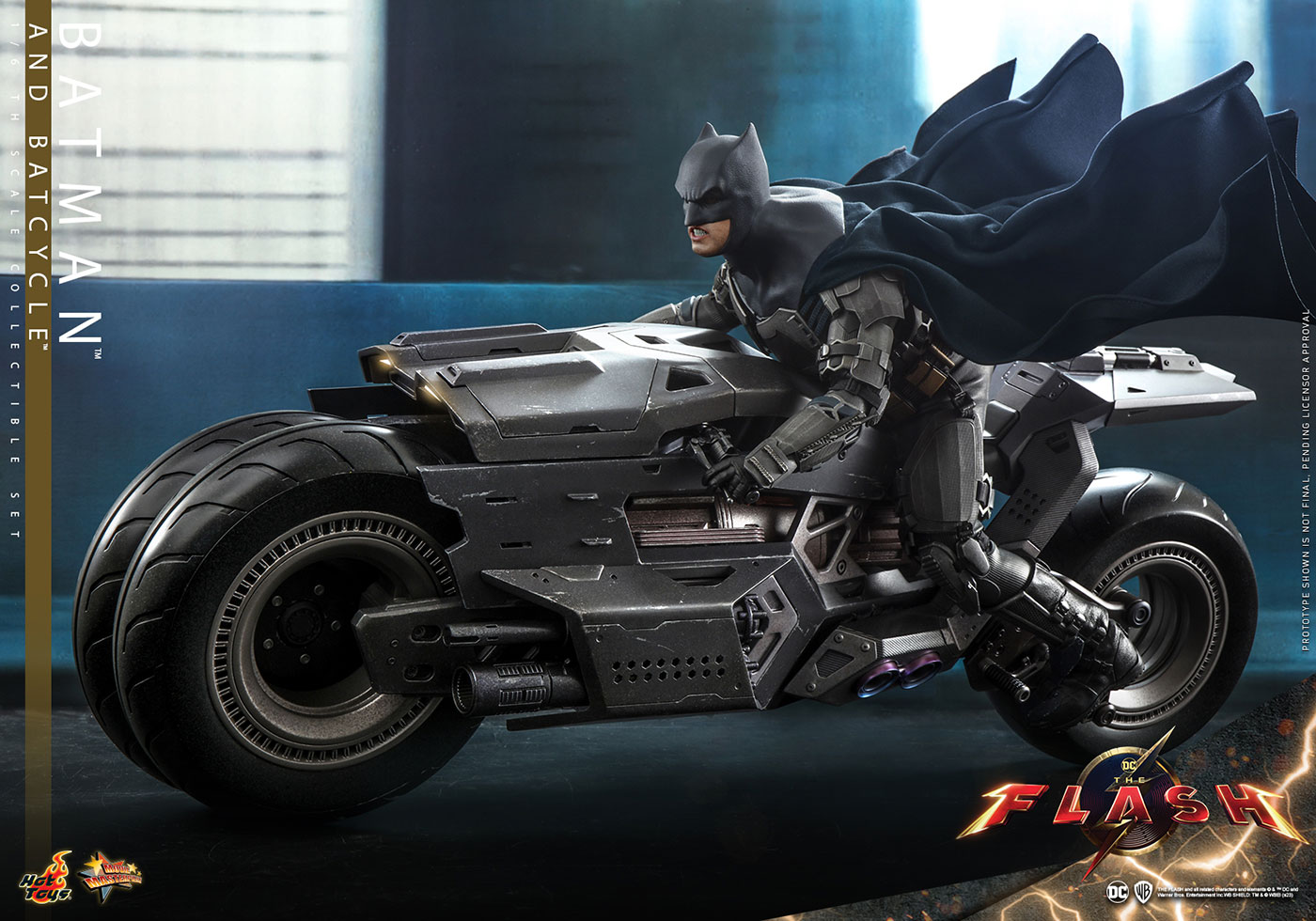 The Flash - Batman & Batcycle image 4
