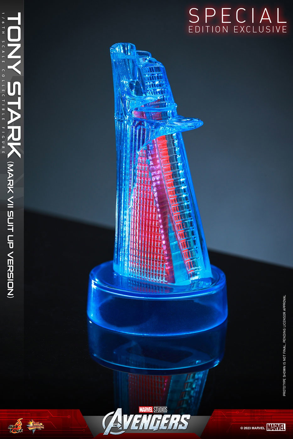Avengers - Tony Stark (Mark 7 Suit Up Version) [With Bonus Accessory] image 2