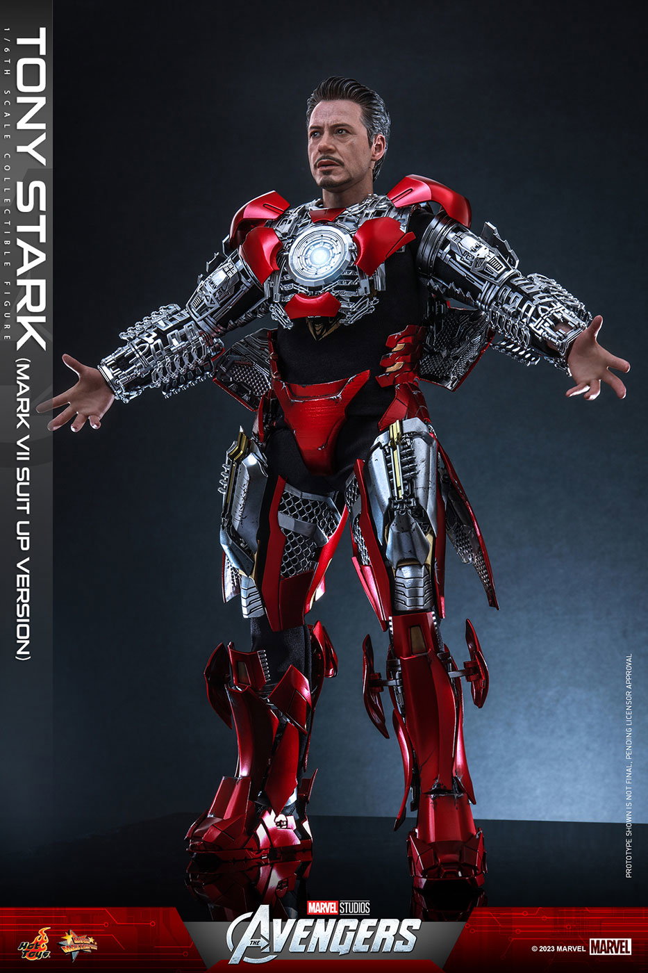 Avengers - Tony Stark (Mark 7 Suit Up Version) [With Bonus Accessory] image 7