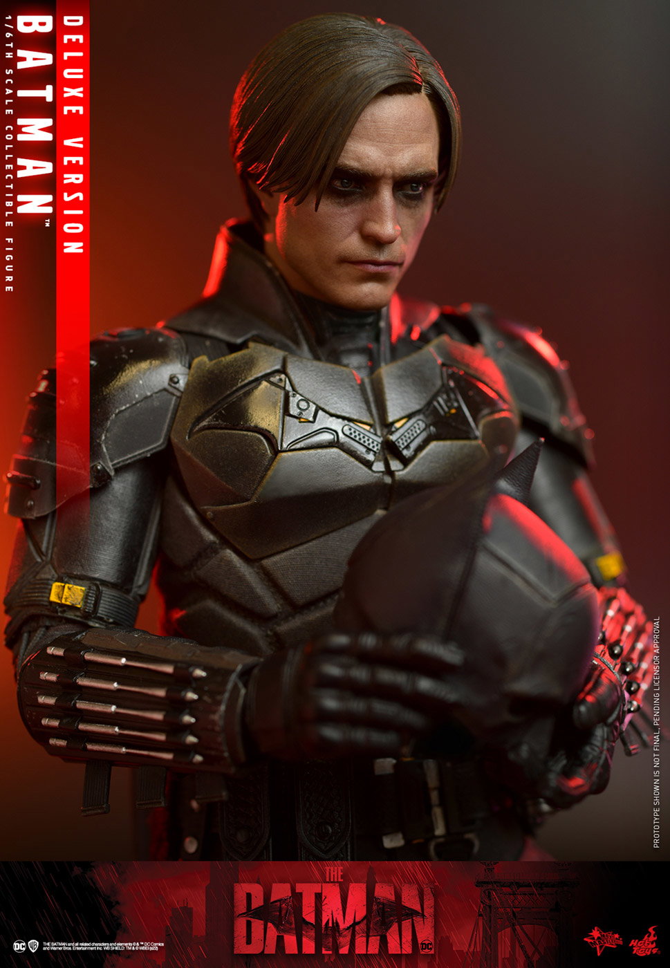 The Batman - Batman [With Bonus Accessories] image 9