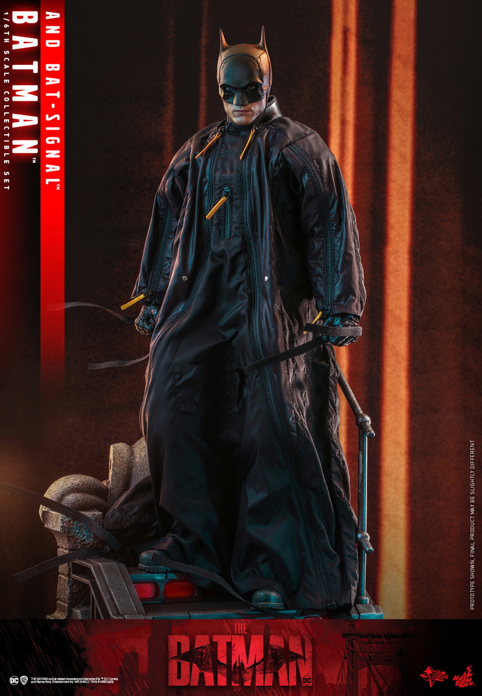 The Batman - Batman & Bat-Signal [With Bonus Accessories] image 6