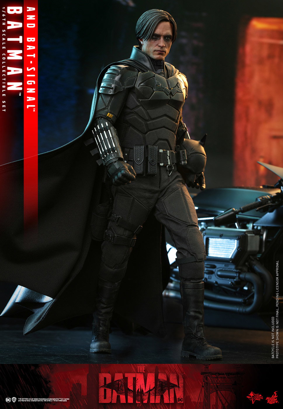 The Batman - Batman & Bat-Signal [With Bonus Accessories] image 8
