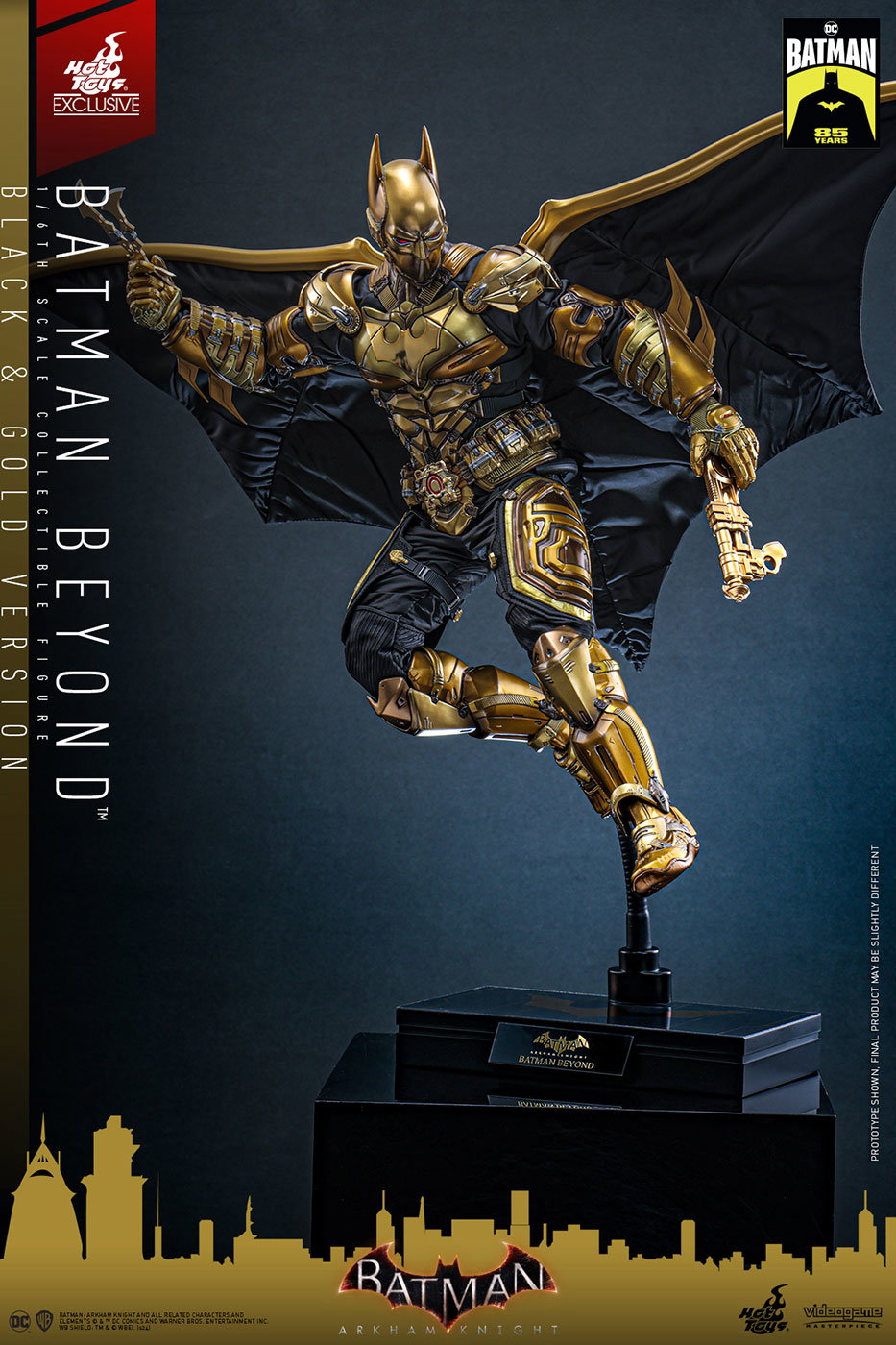 Batman Arkham Knight - Batman Beyond (Black & Gold Version) image 3