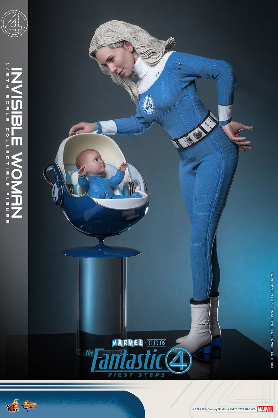 The Fantastic Four: First Steps - Invisible Woman [With Bonus Accessory] image 9