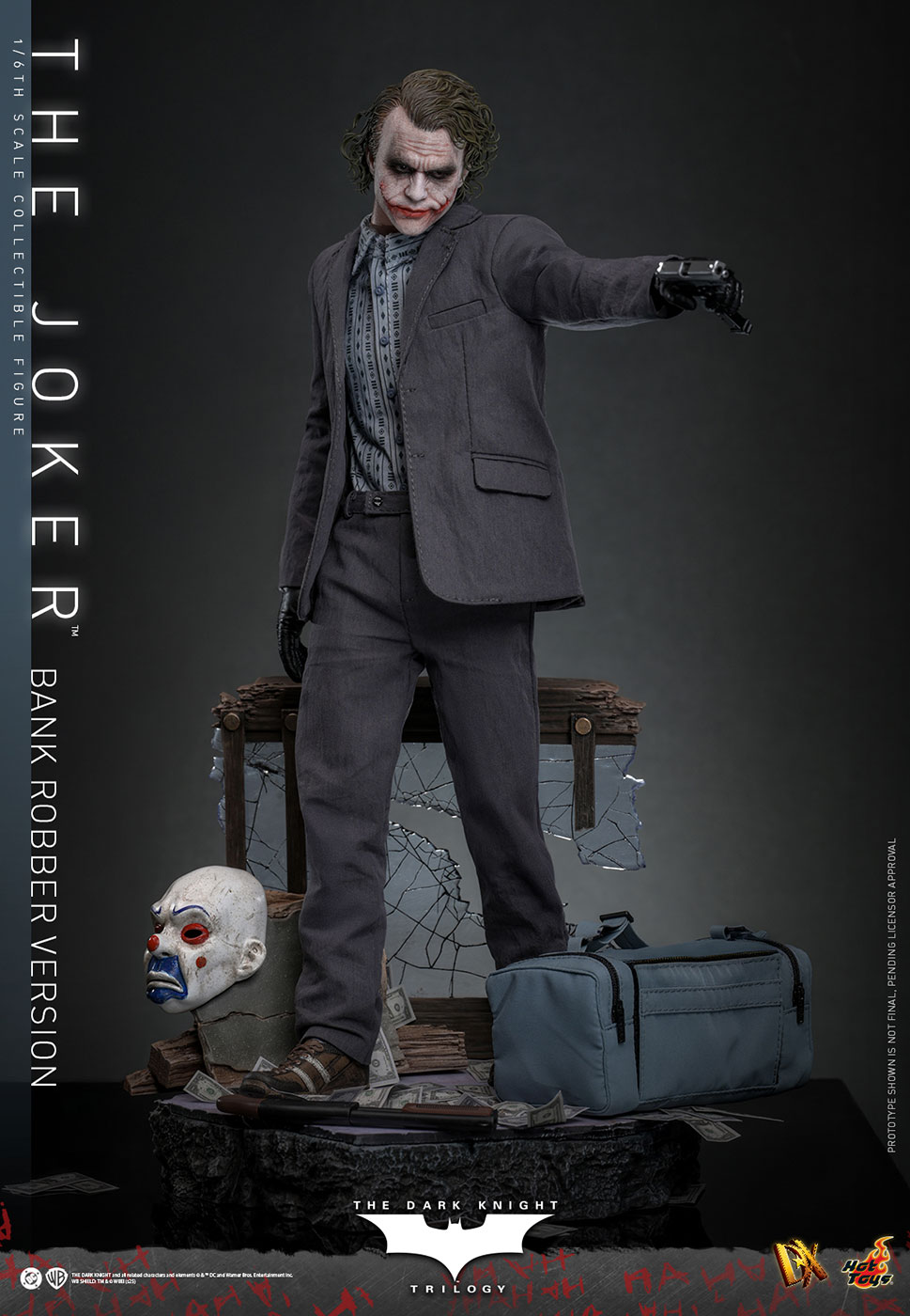 The Dark Knight Trilogy - The Joker (Bank Robber) [With Bonus Accessory] image 6