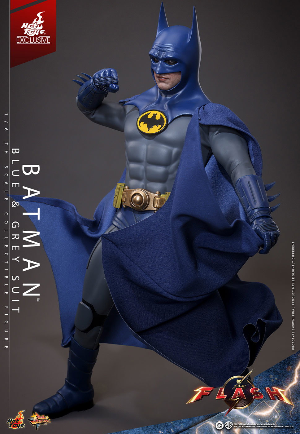 The Flash - Batman (Blue & Grey Suit) image 3