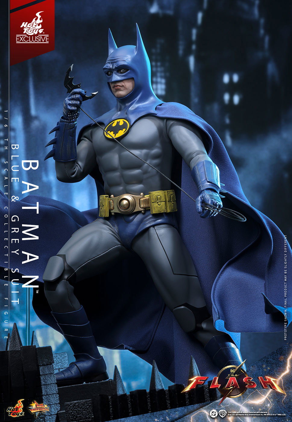 The Flash - Batman (Blue & Grey Suit) image 4