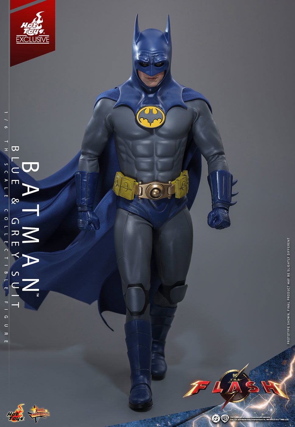 The Flash - Batman (Blue & Grey Suit) image 5