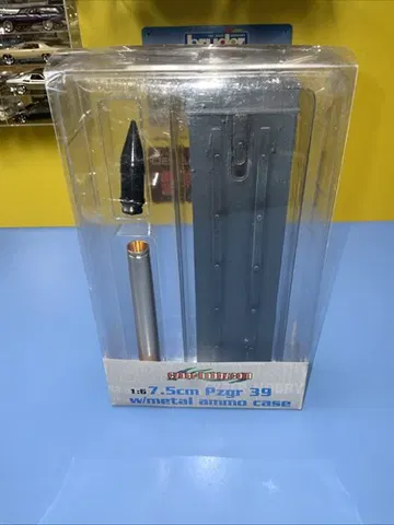 7.5Cm Pzgr 39 W/Metal Ammo Box