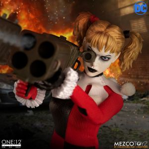 Harley Quinn - Deluxe Edition image 2