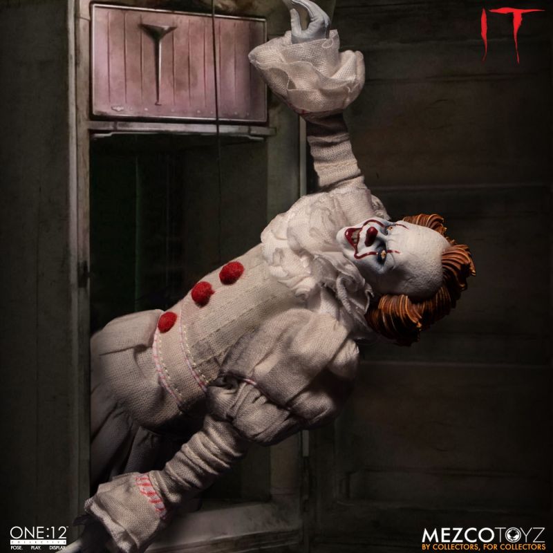 IT: Pennywise image 1
