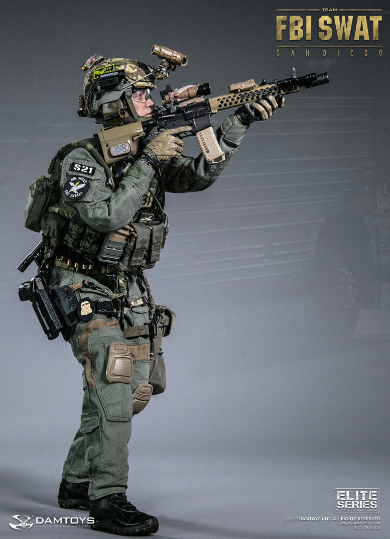 San Diego FBI SWAT Agent image 5