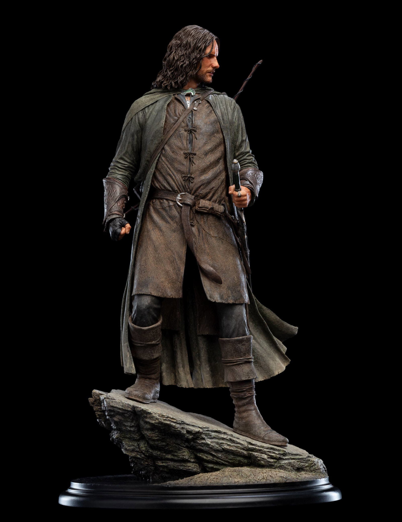 ARAGORN, HUNTER OF THE PLAINS image 2