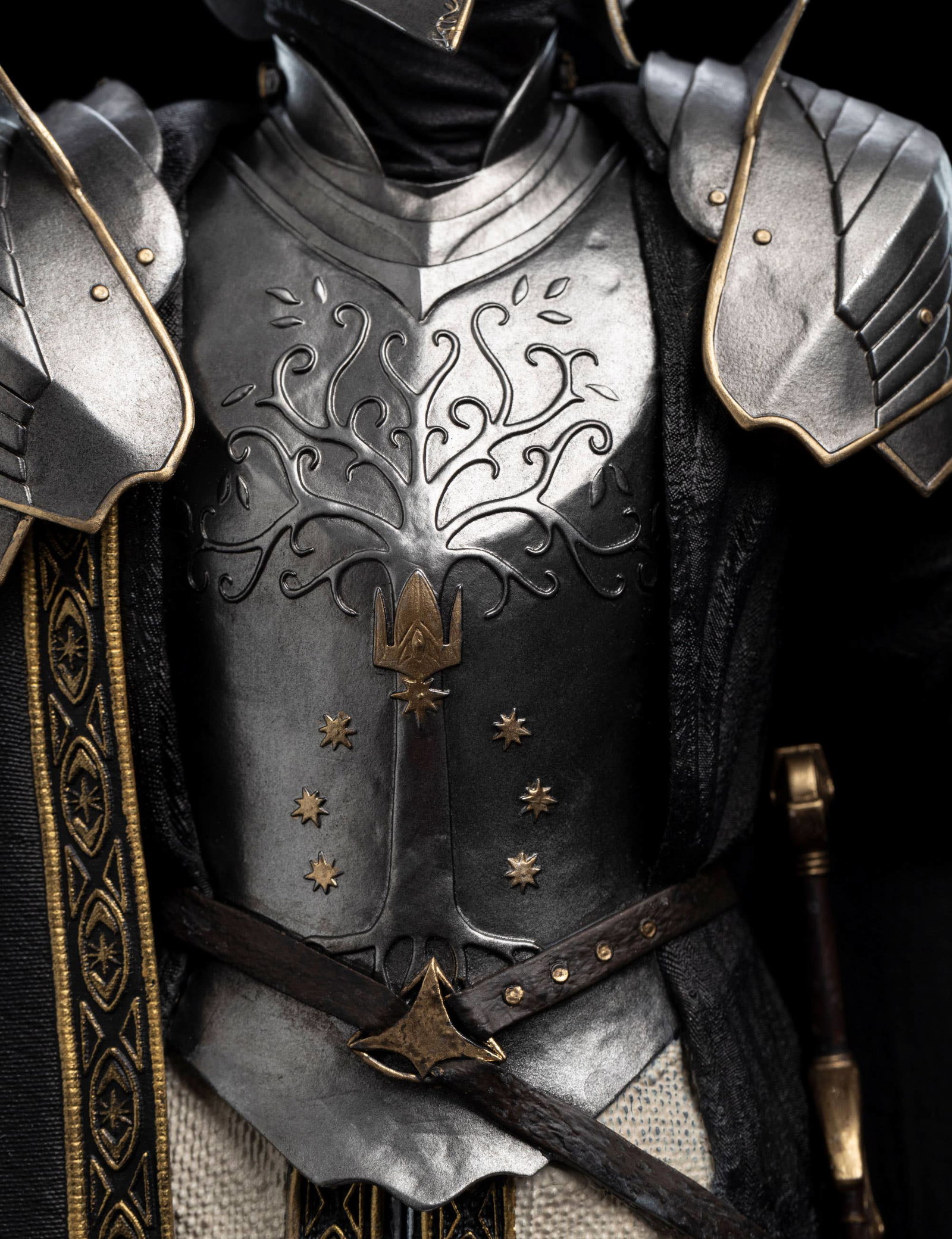 FOUNTAIN GUARD OF GONDOR image 10