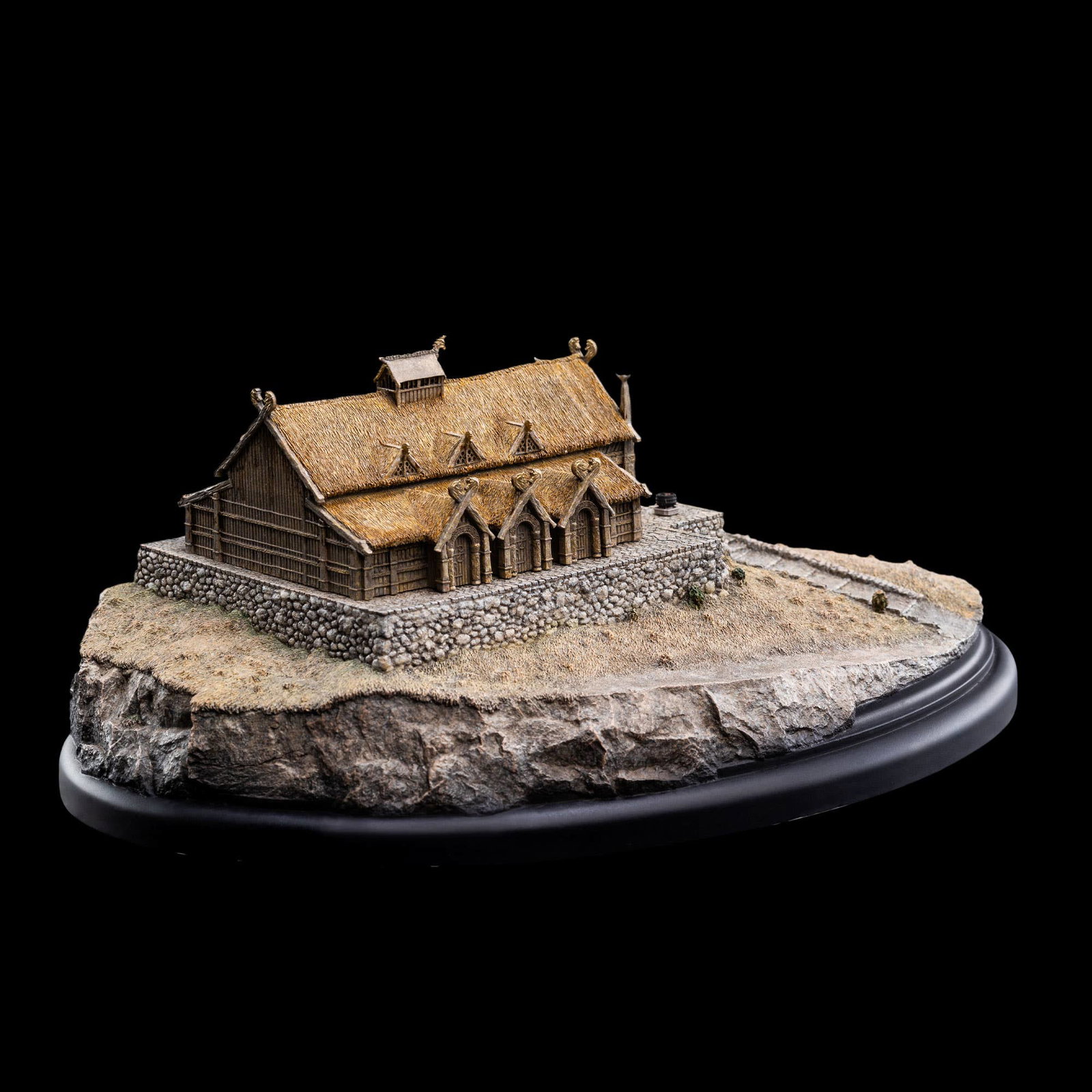 THE GOLDEN HALL OF EDORAS image 3