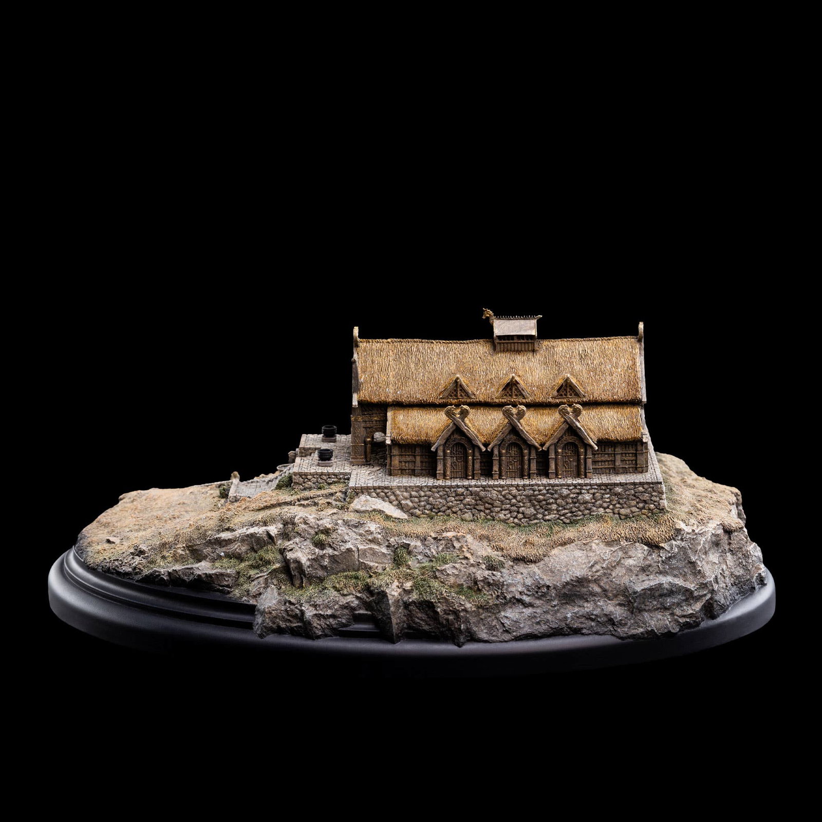 THE GOLDEN HALL OF EDORAS image 6