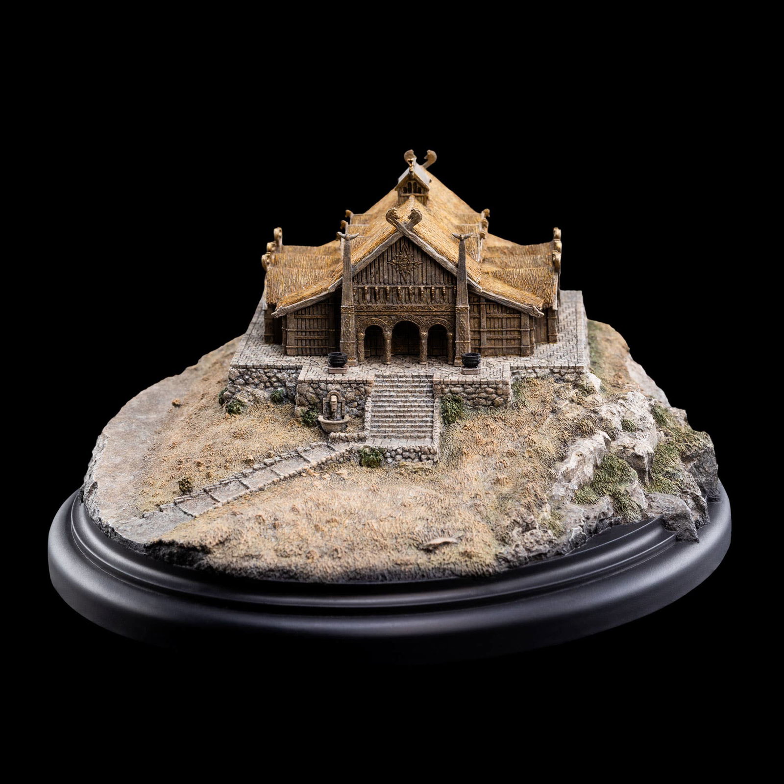 THE GOLDEN HALL OF EDORAS image 8