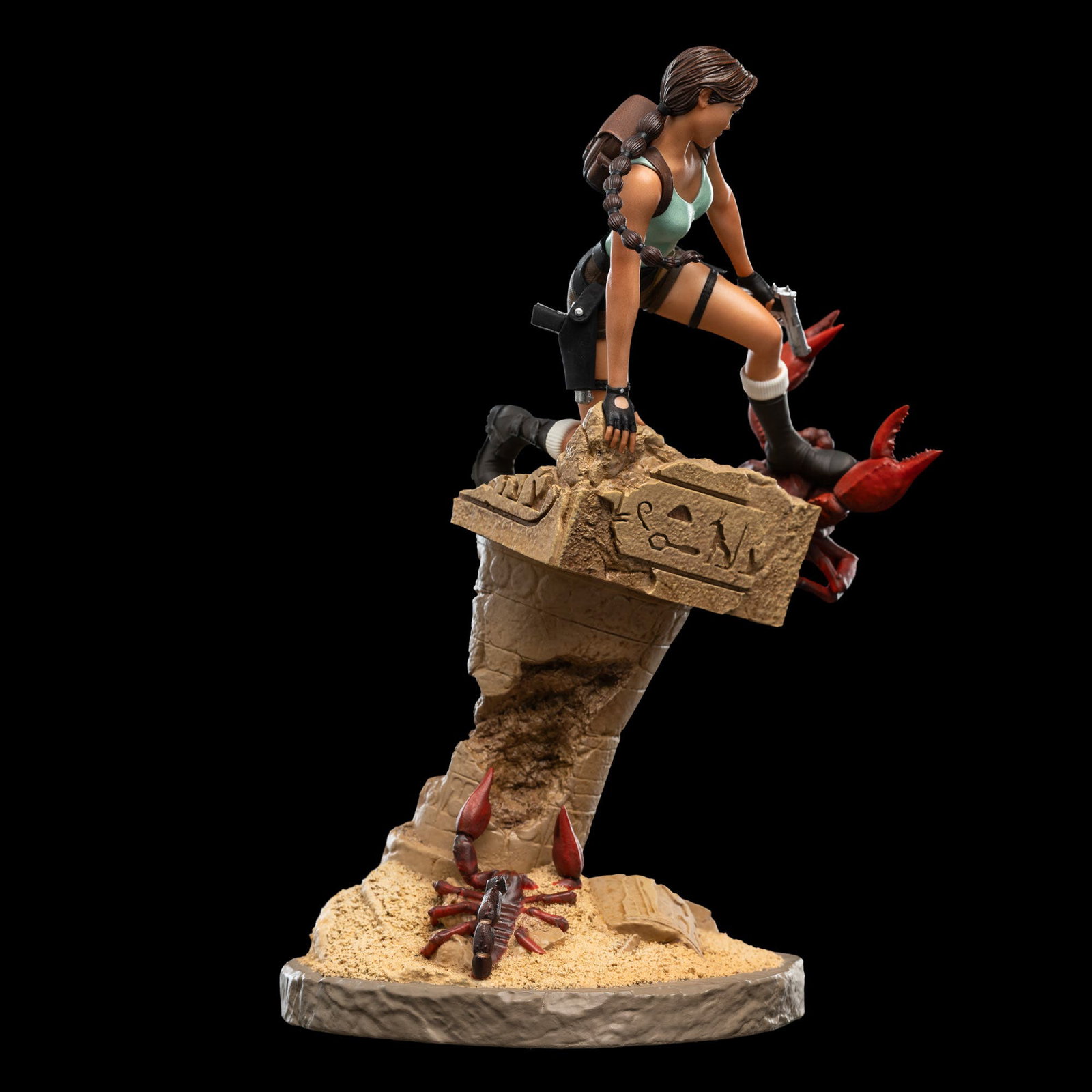 LARA CROFT THE RUINS OF REVELATION image 3