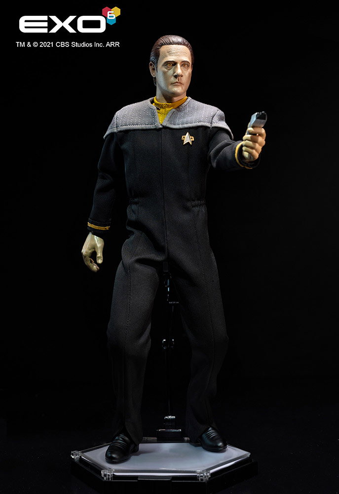 Lieutenant Commander Data image 3