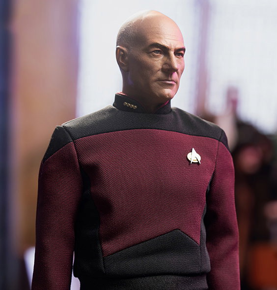 Captain Jean-Luc Picard image 4