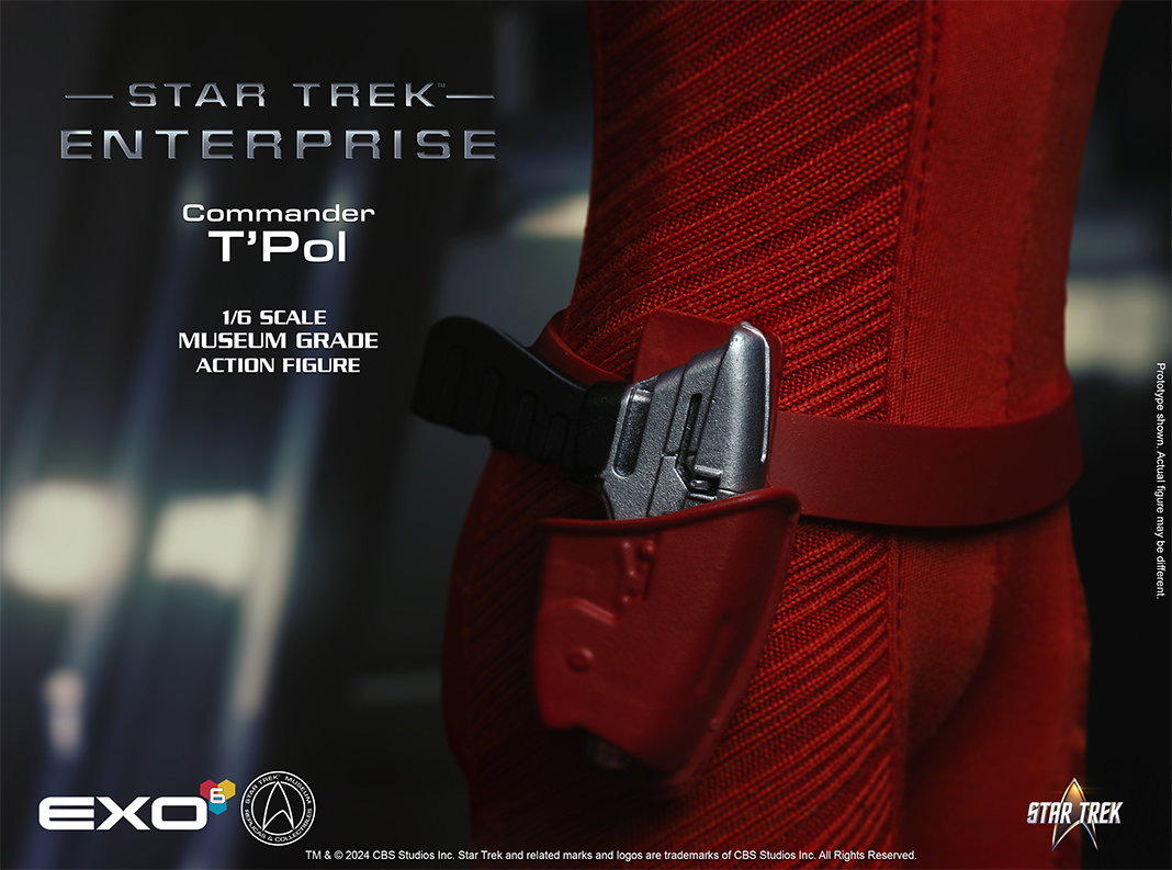 Commander T'Pol image 8
