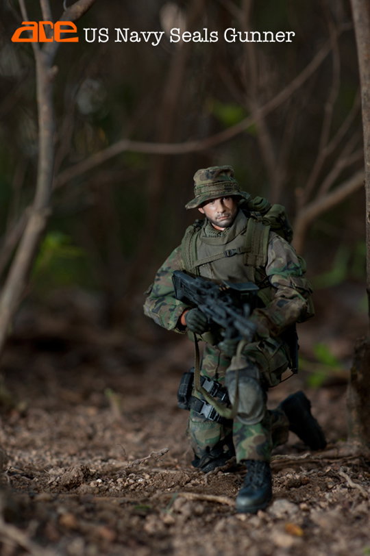 US Navy Seals Gunner image 8