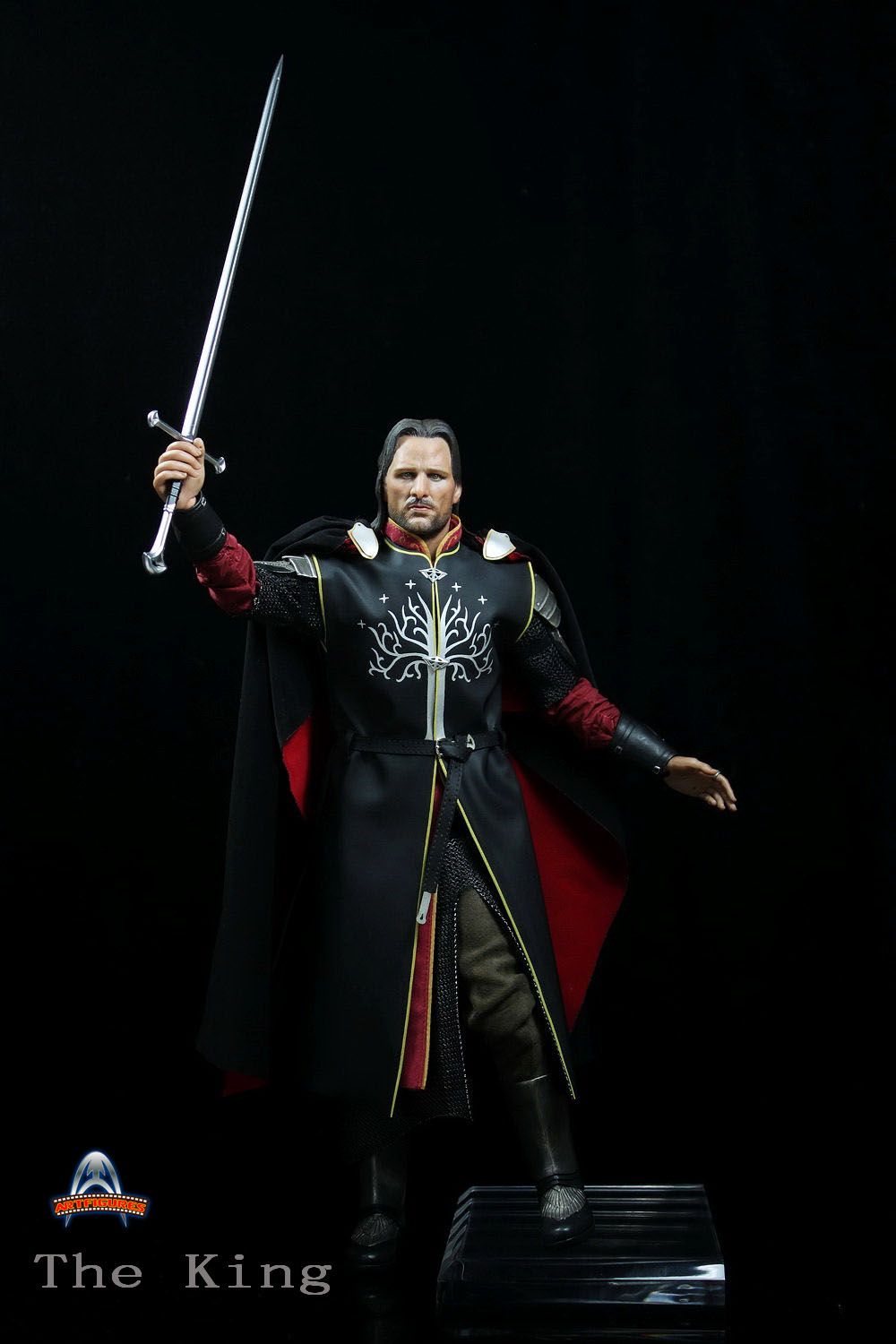 The King image 5