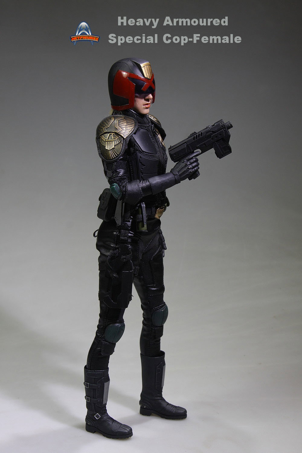Heavy Armoured Special Cop Female image 8