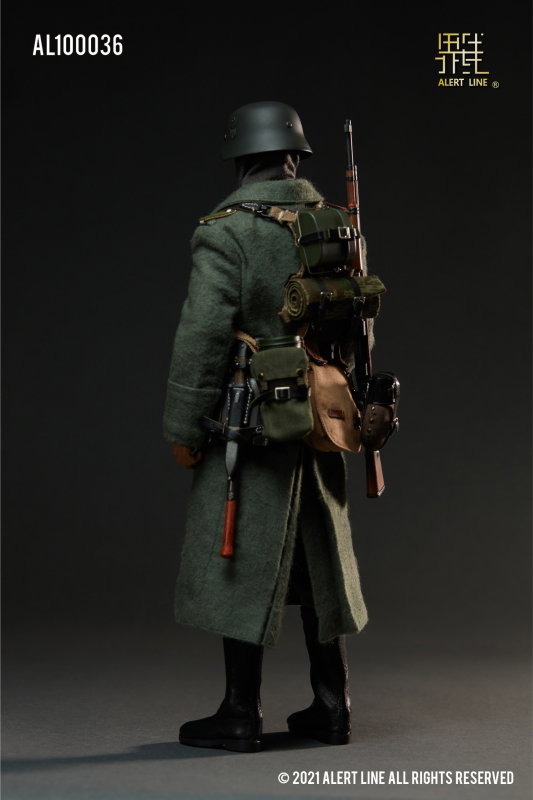 WWII German Army Soldier image 2